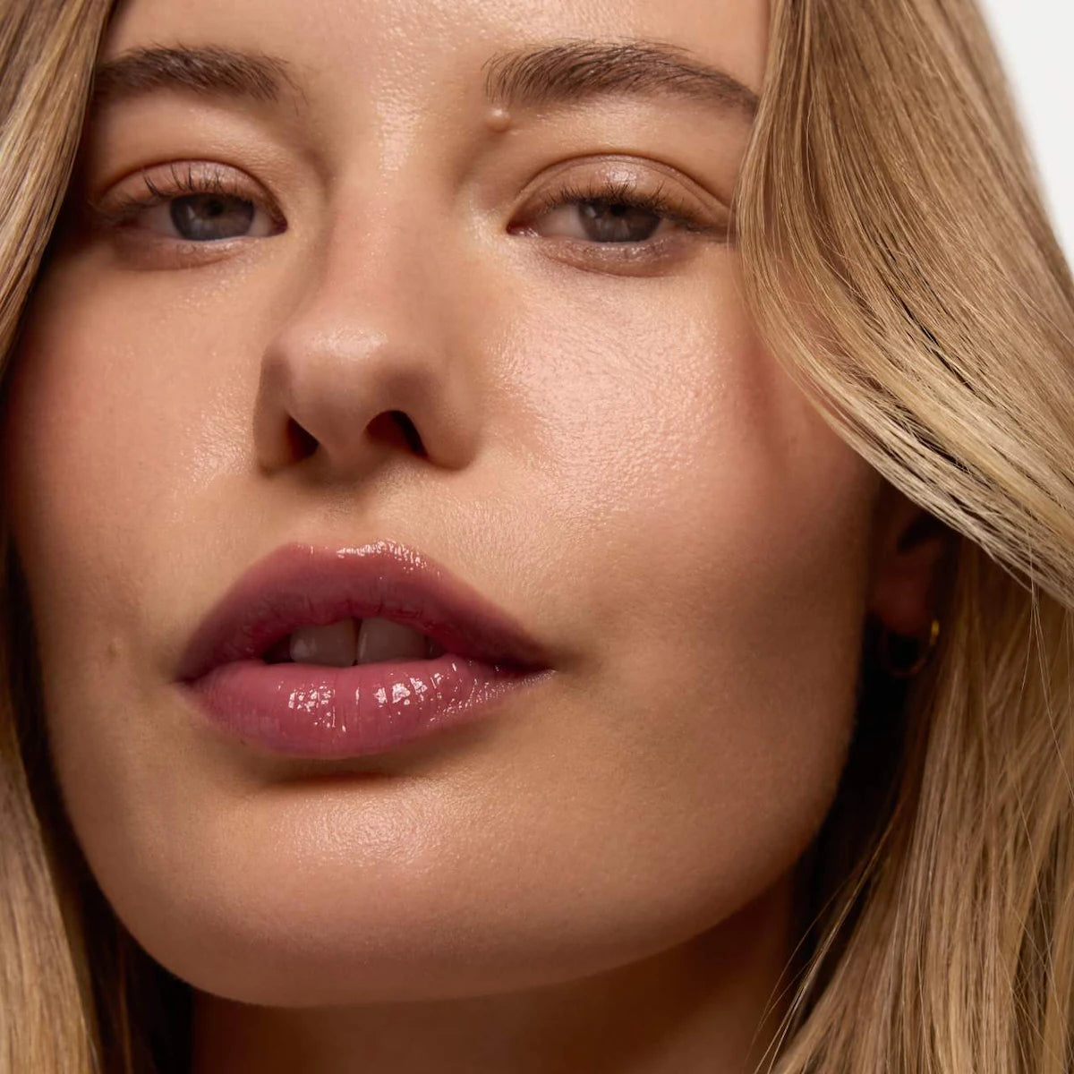 Summer Fridays Dream Lip Oil for Moisturizing Sheer Coverage