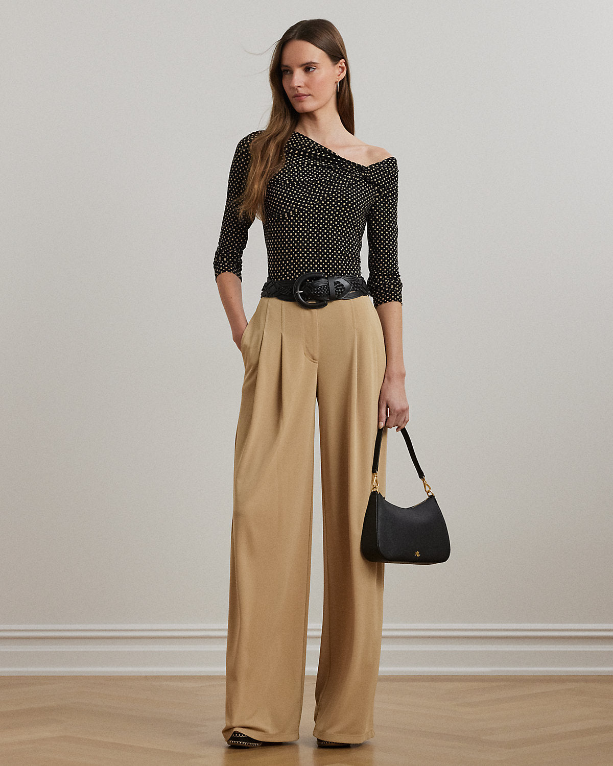 #color_black-tan