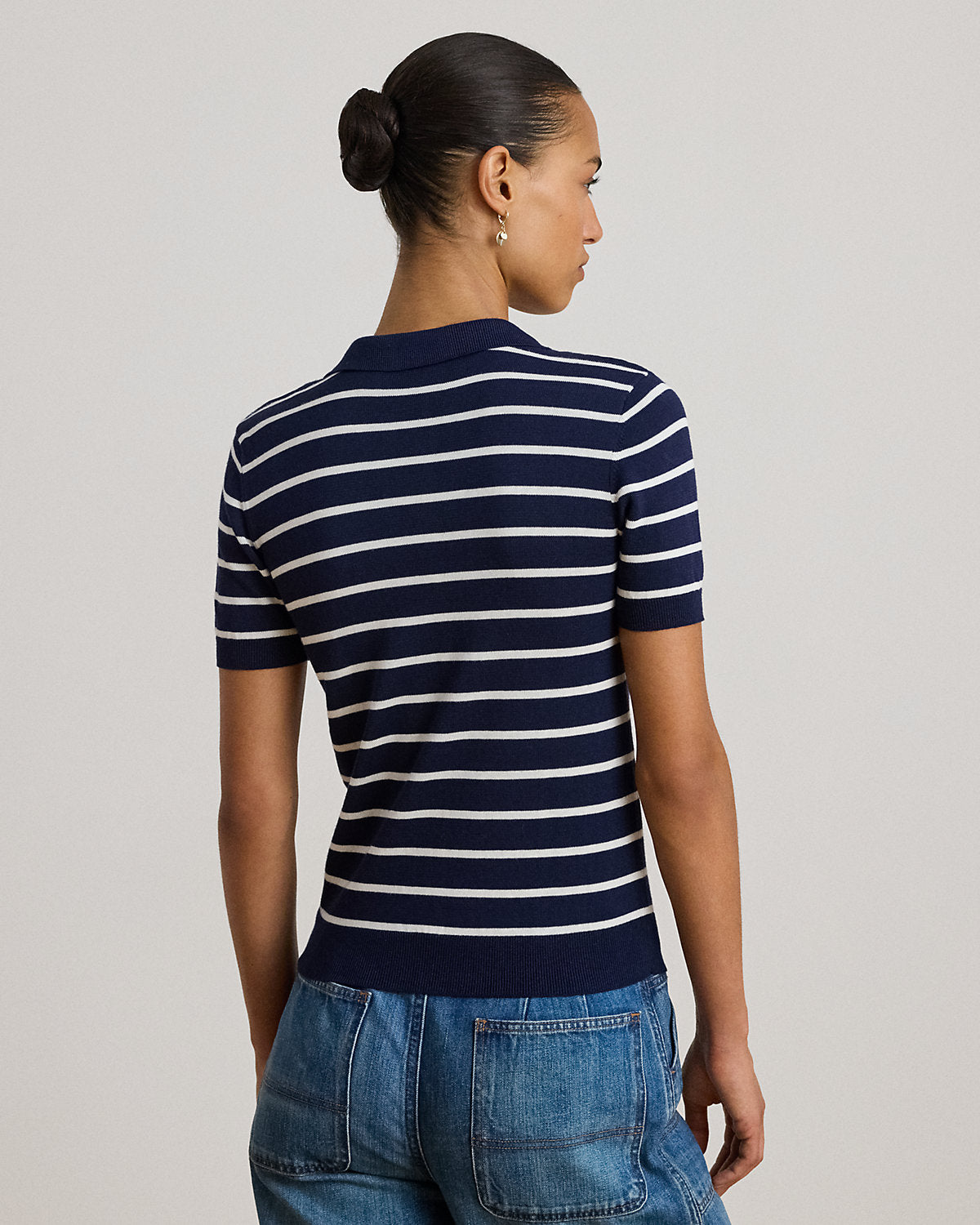 #color_refined-navy/white