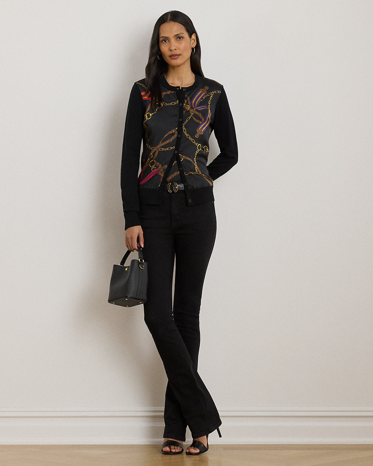 #color_black-multi