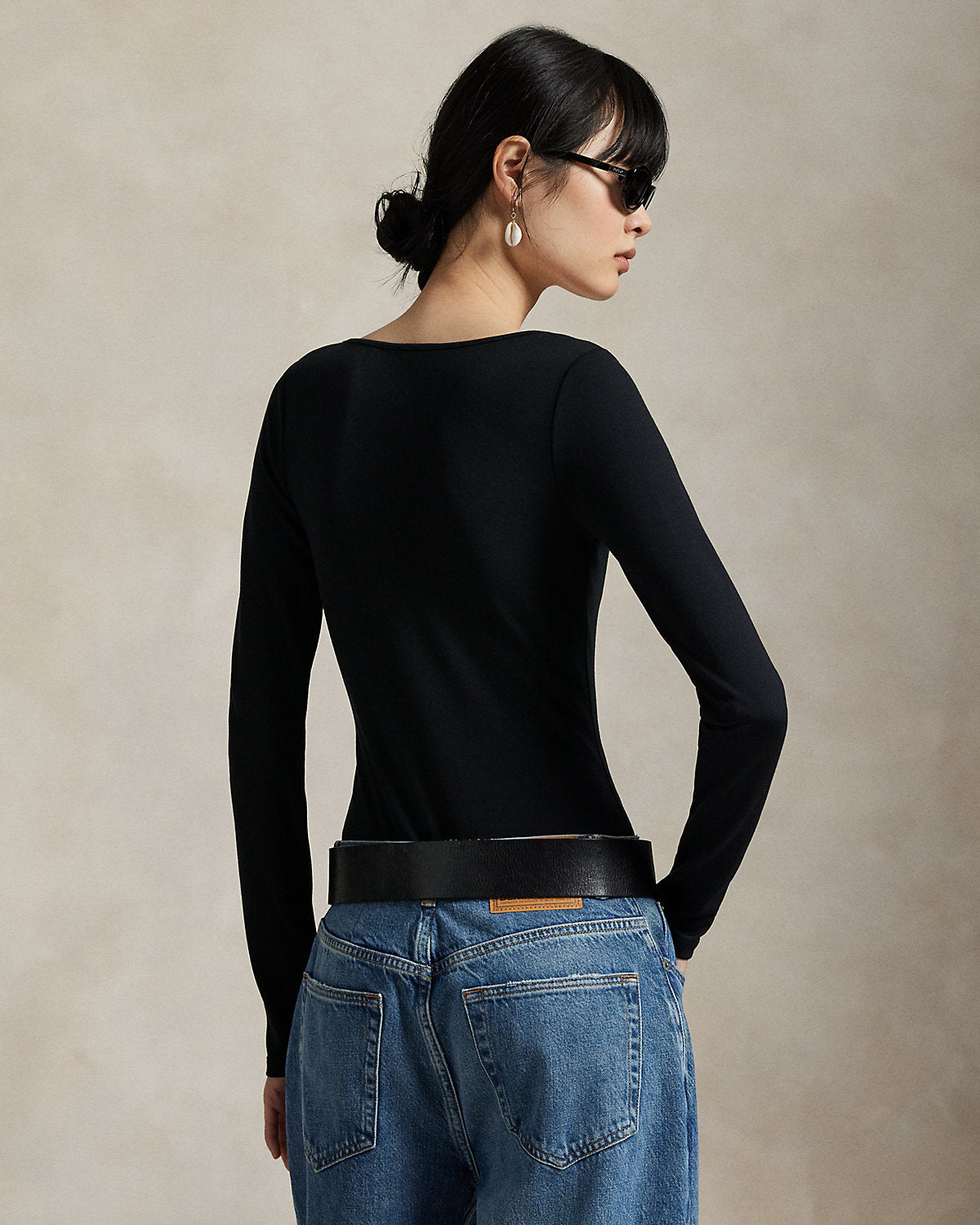 #color_polo-black