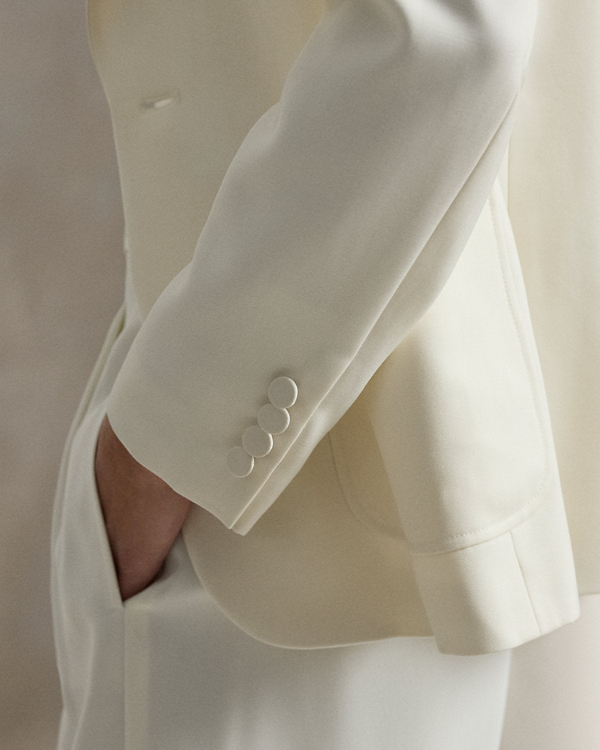 Ralph Lauren SingleBreasted SilkLapel Wool Blazer