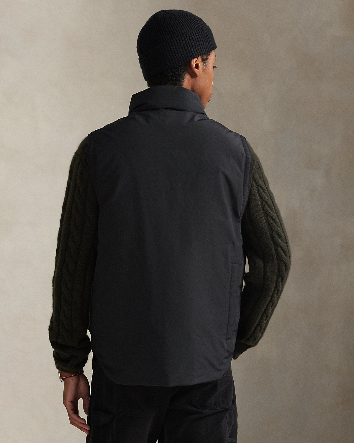 #color_polo-black