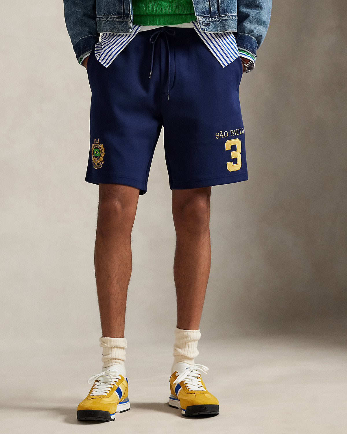 #color_refined-navy/gold-bugle