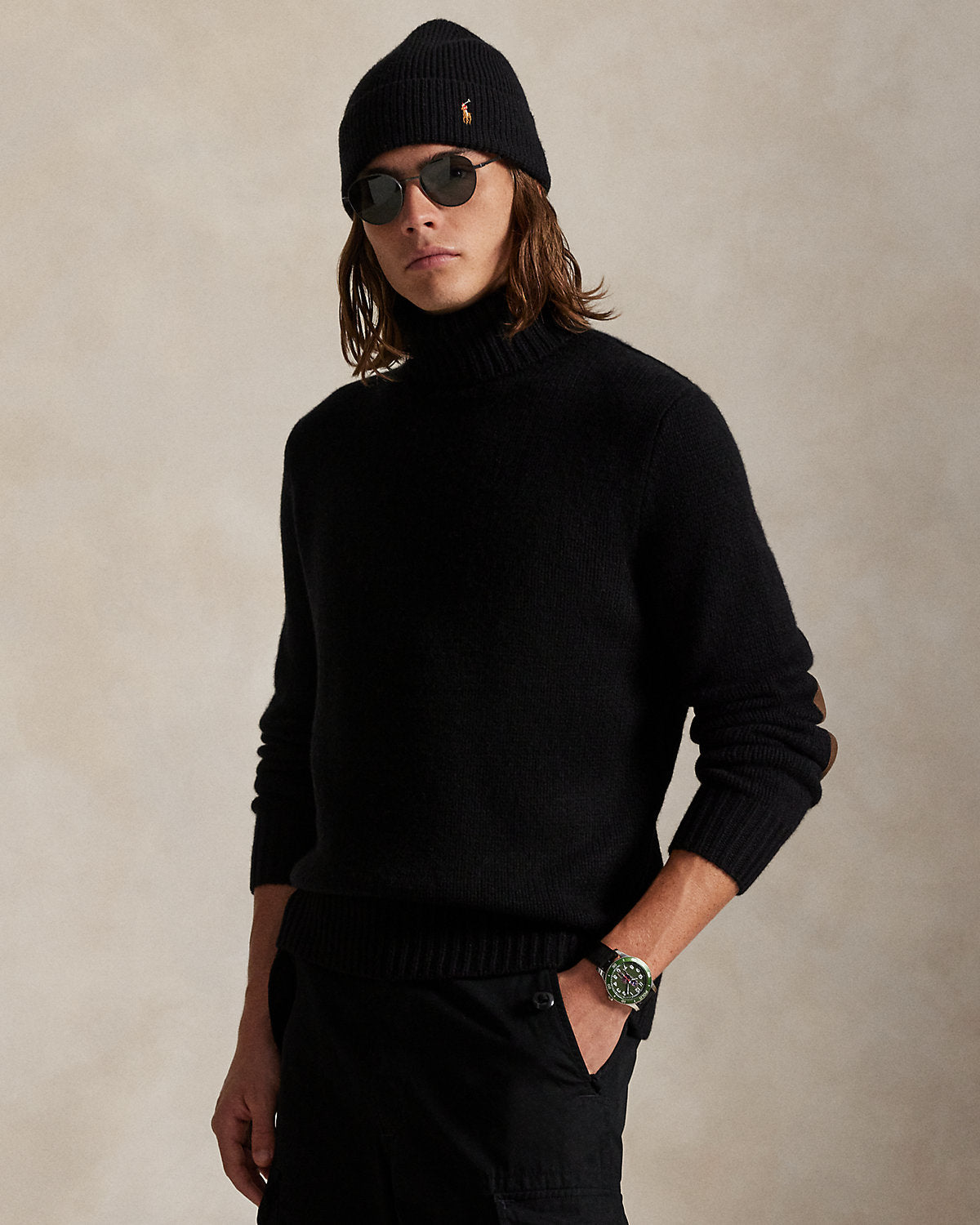 #color_polo-black