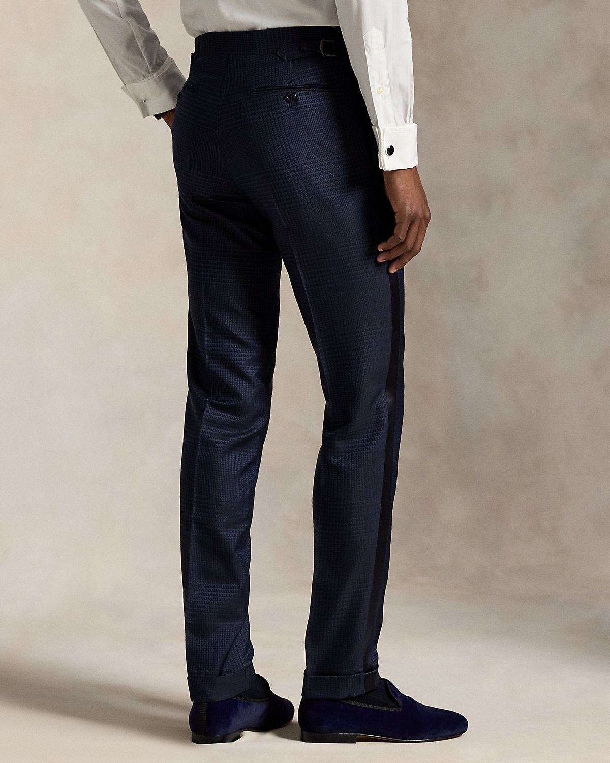 #color_navy-tonal