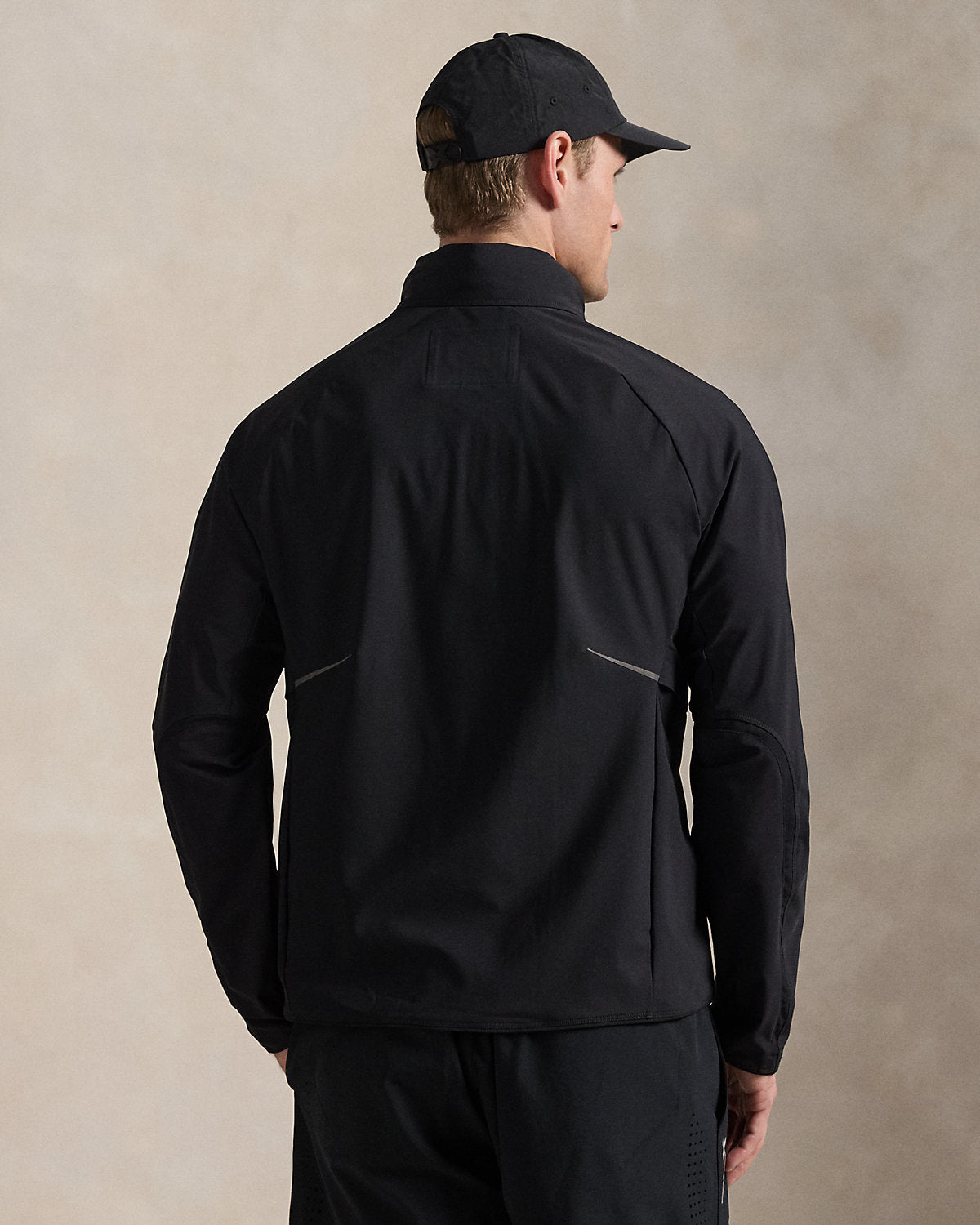 #color_polo-black