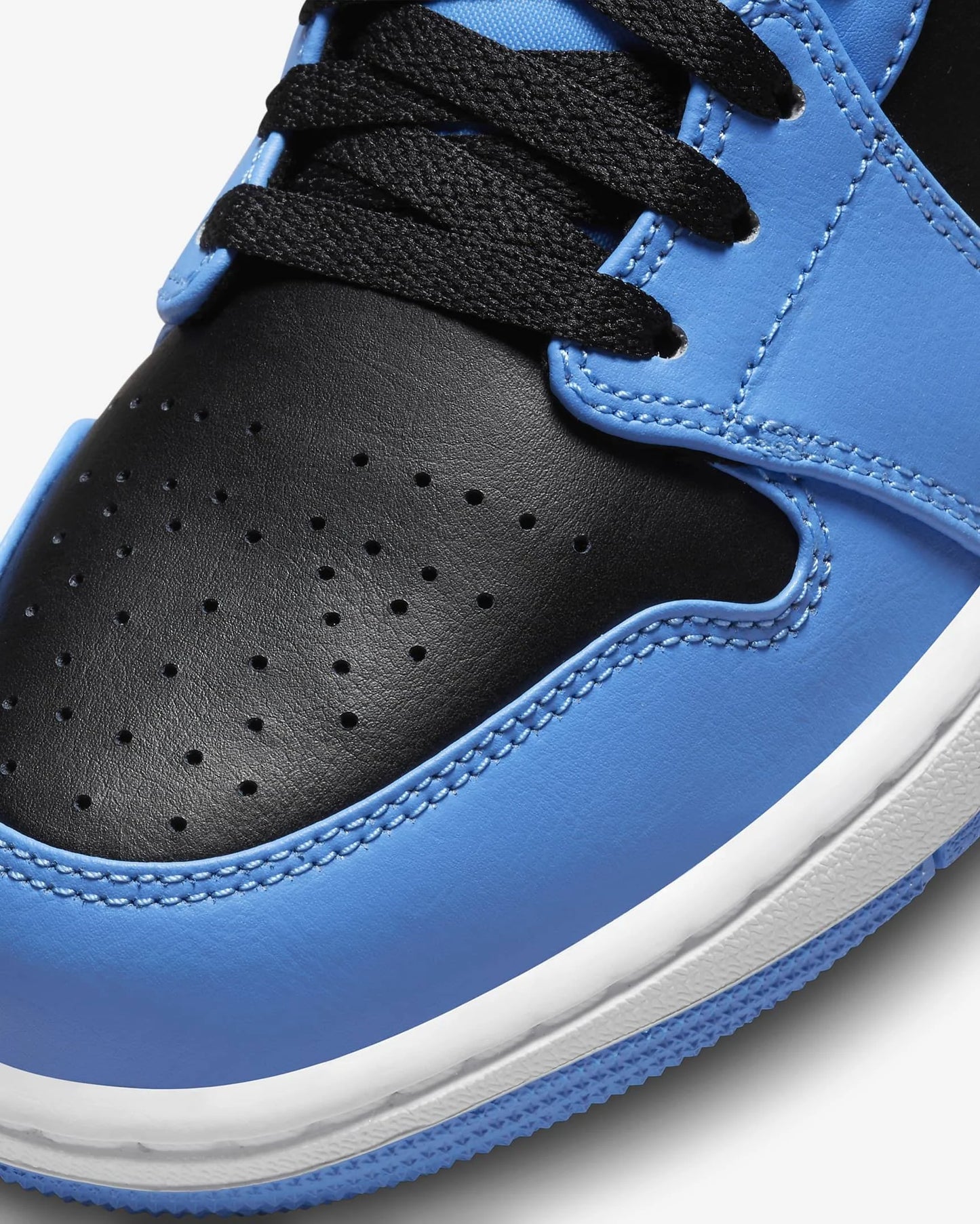 Air Jordan 1 Mid University Blue