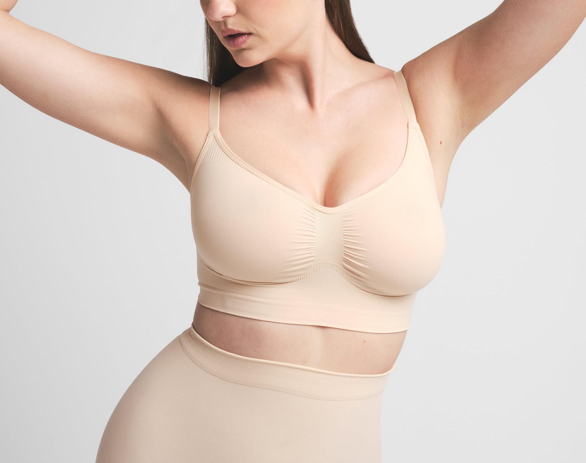 Skims Seamless Sculpt Bralette Sand