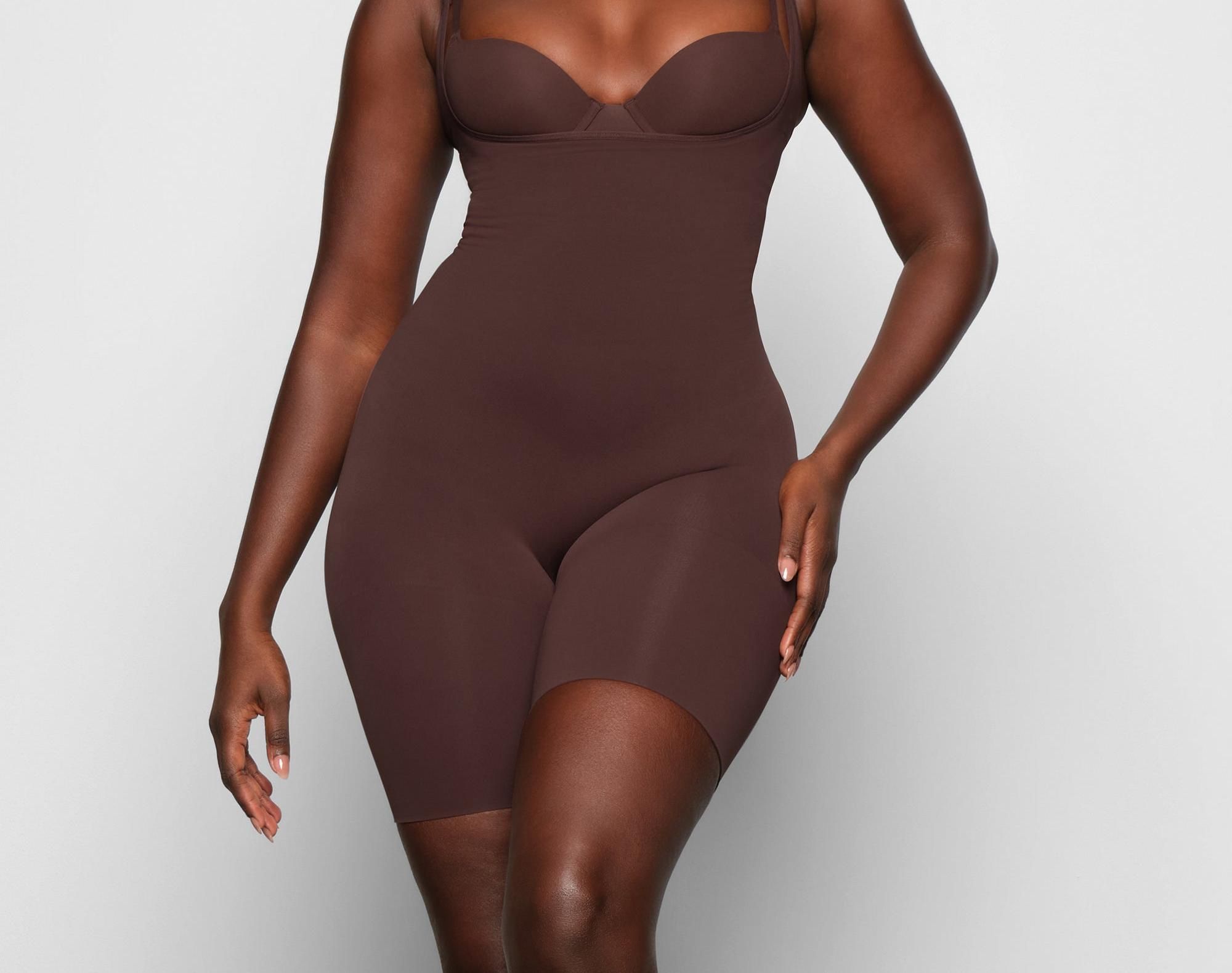Skims Seamless Sculpt Butt Lifting Open Bust Bodysuit Cocoa