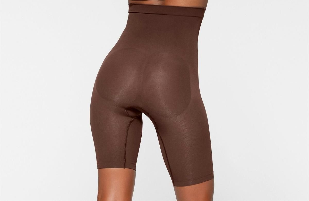 Skims Seamless Sculpt High-Waisted Above The Knee Short