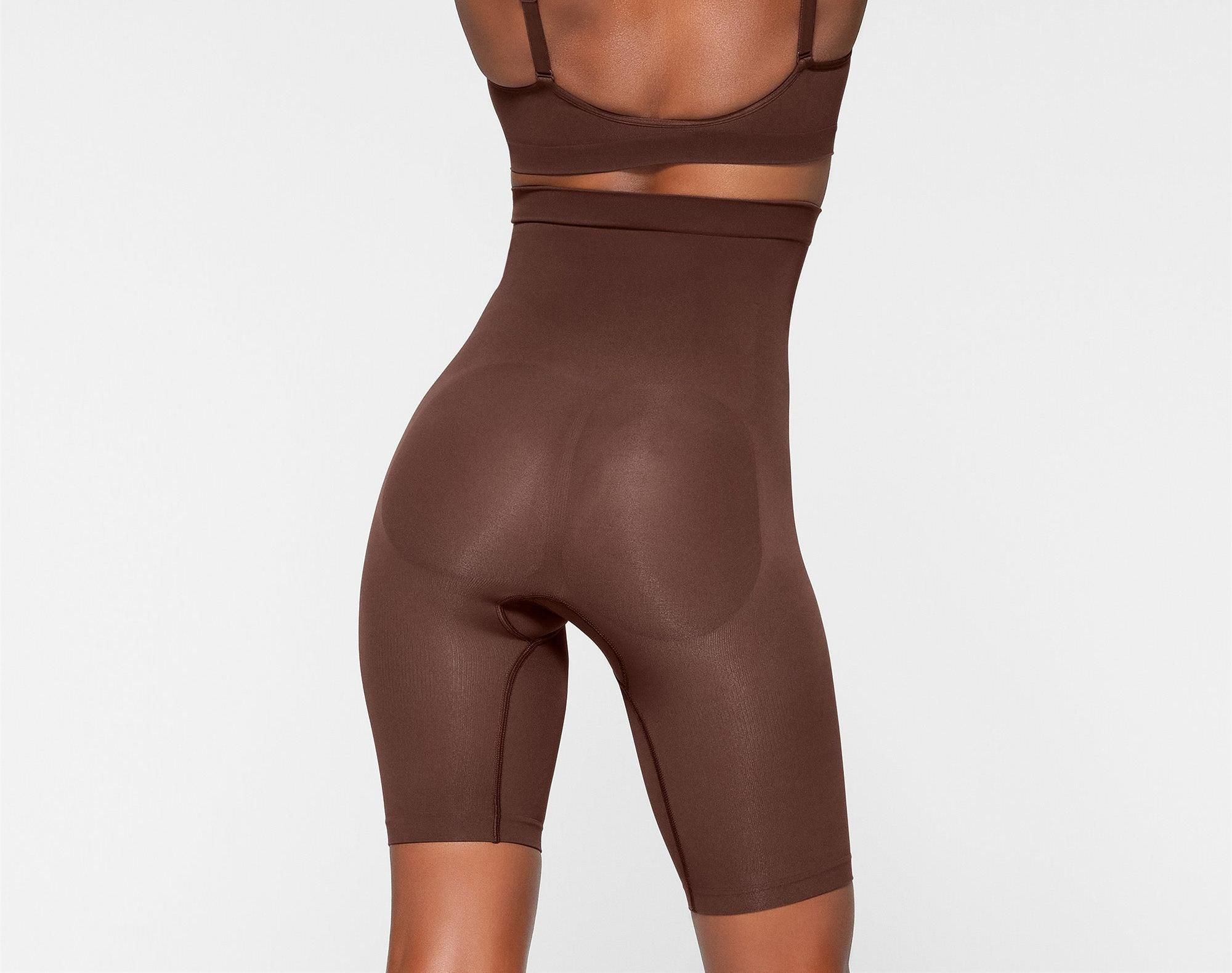 Skims Seamless Sculpt High-Waisted Above The Knee Short Cocoa