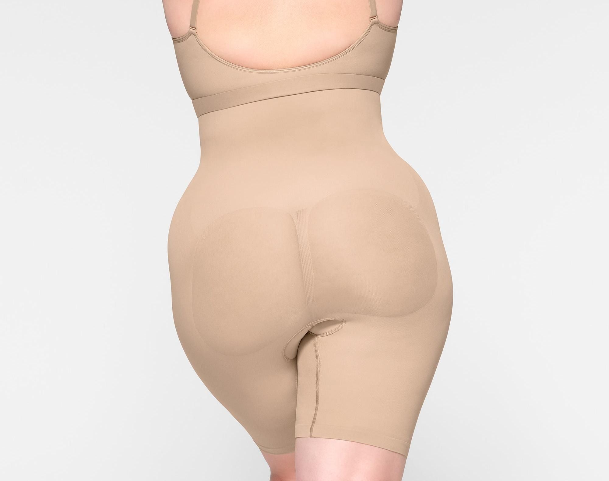 Skims Seamless Sculpt High-Waisted Above The Knee Short Mica