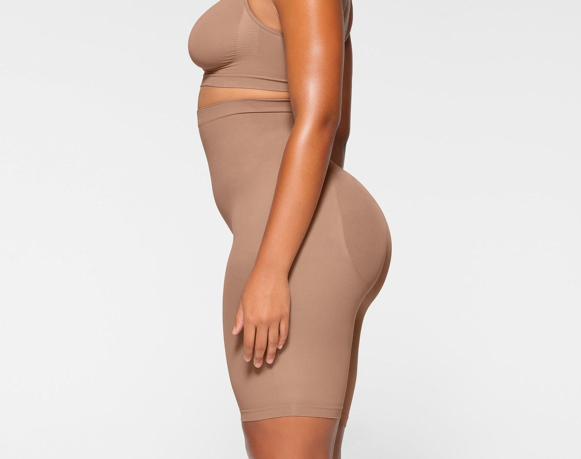 Skims Seamless Sculpt High-Waisted Above The Knee Short Sienna