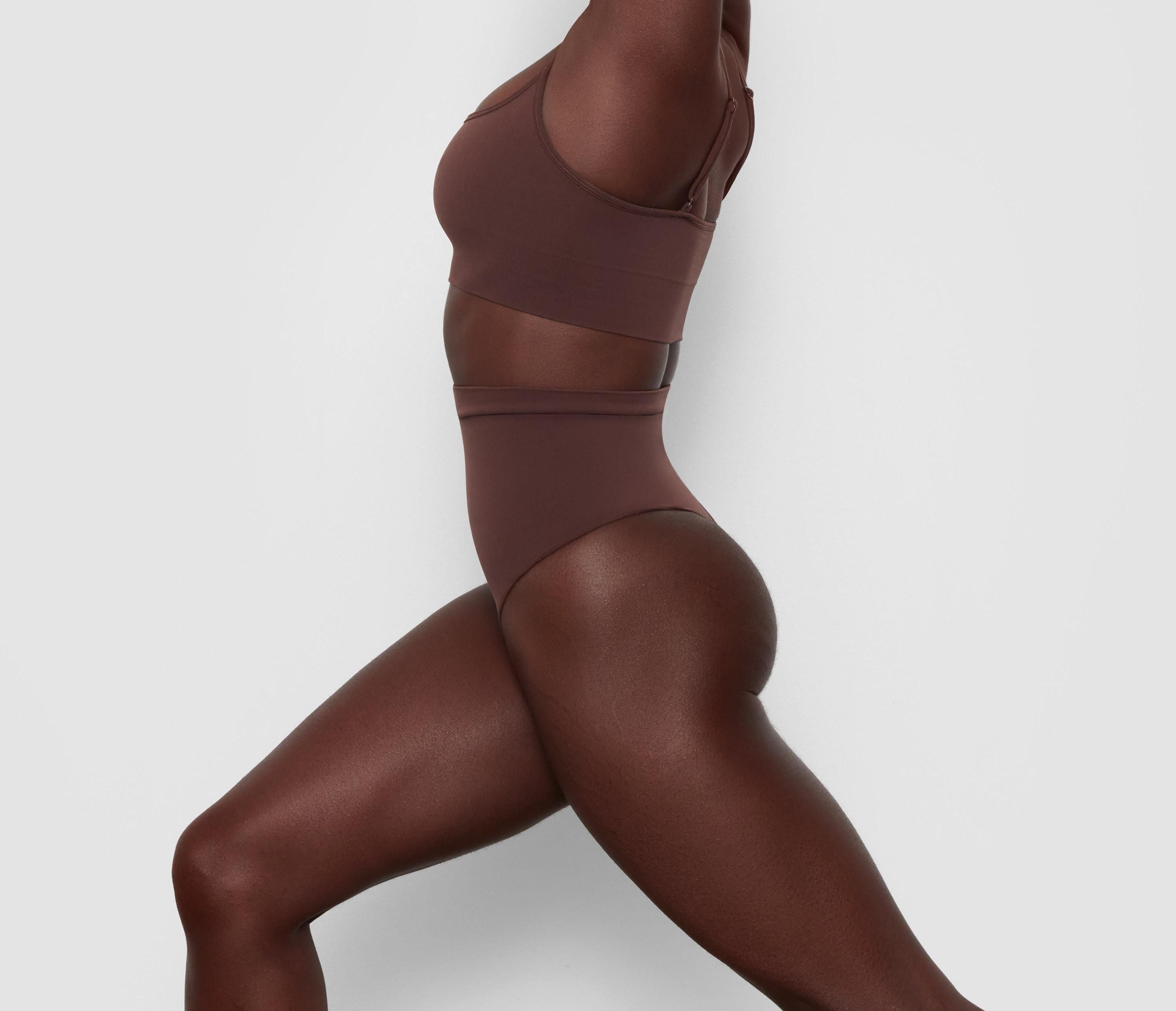 Skims Seamless Sculpt Mid Waist Thong Cocoa