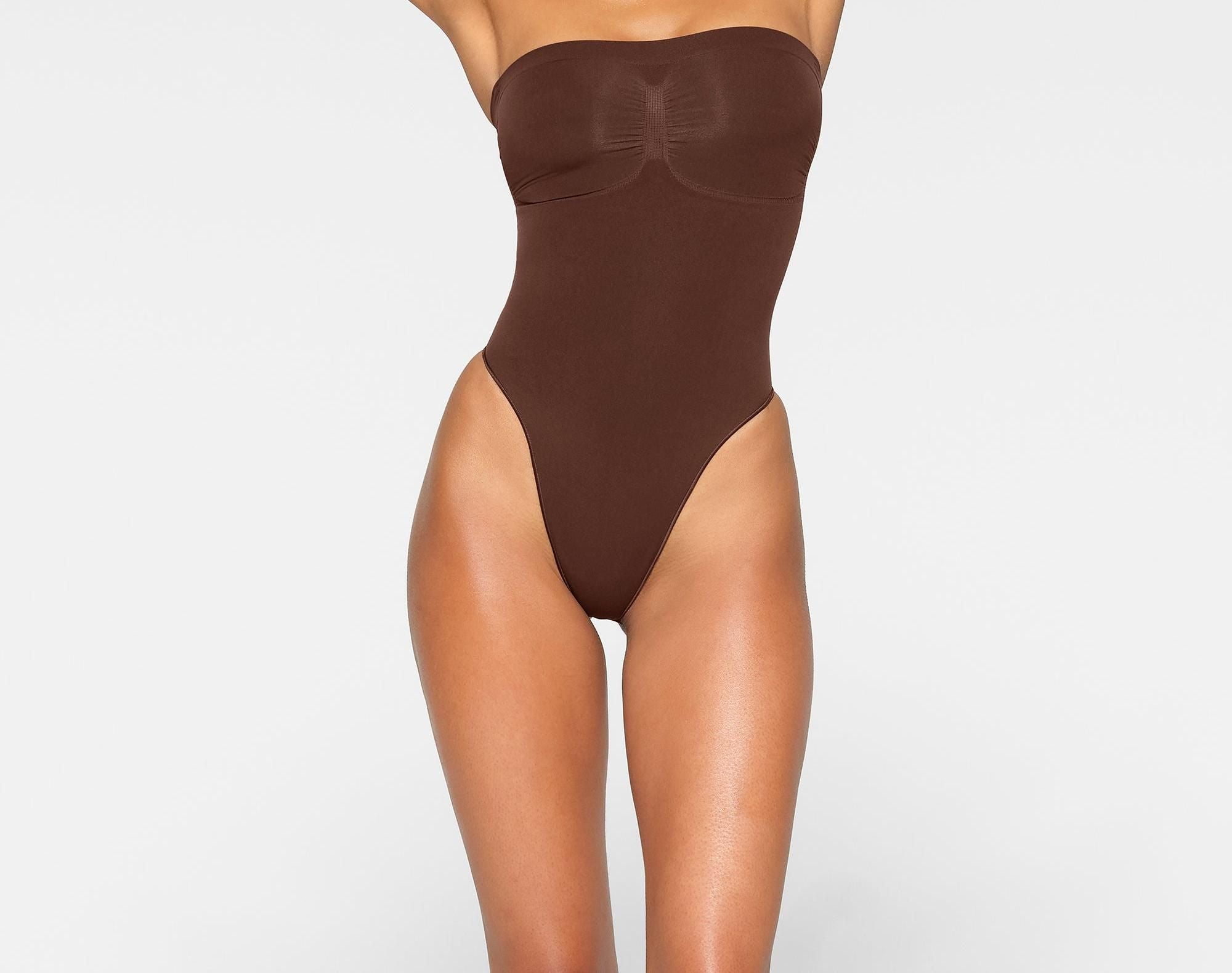 Skims Seamless Sculpt Strapless Thong Bodysuit Cocoa