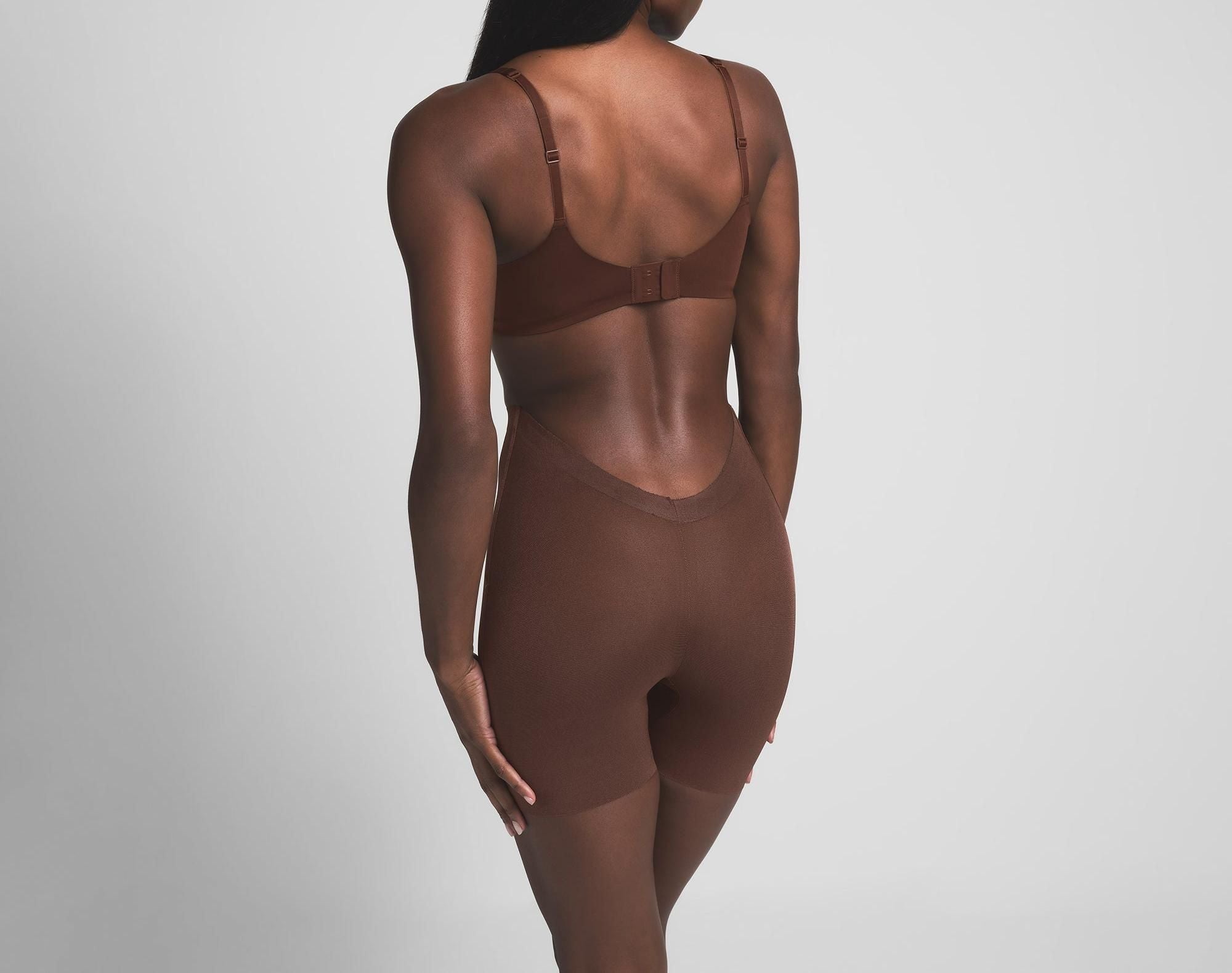 Skims Sheer Sculpt Low Back Short Cocoa
