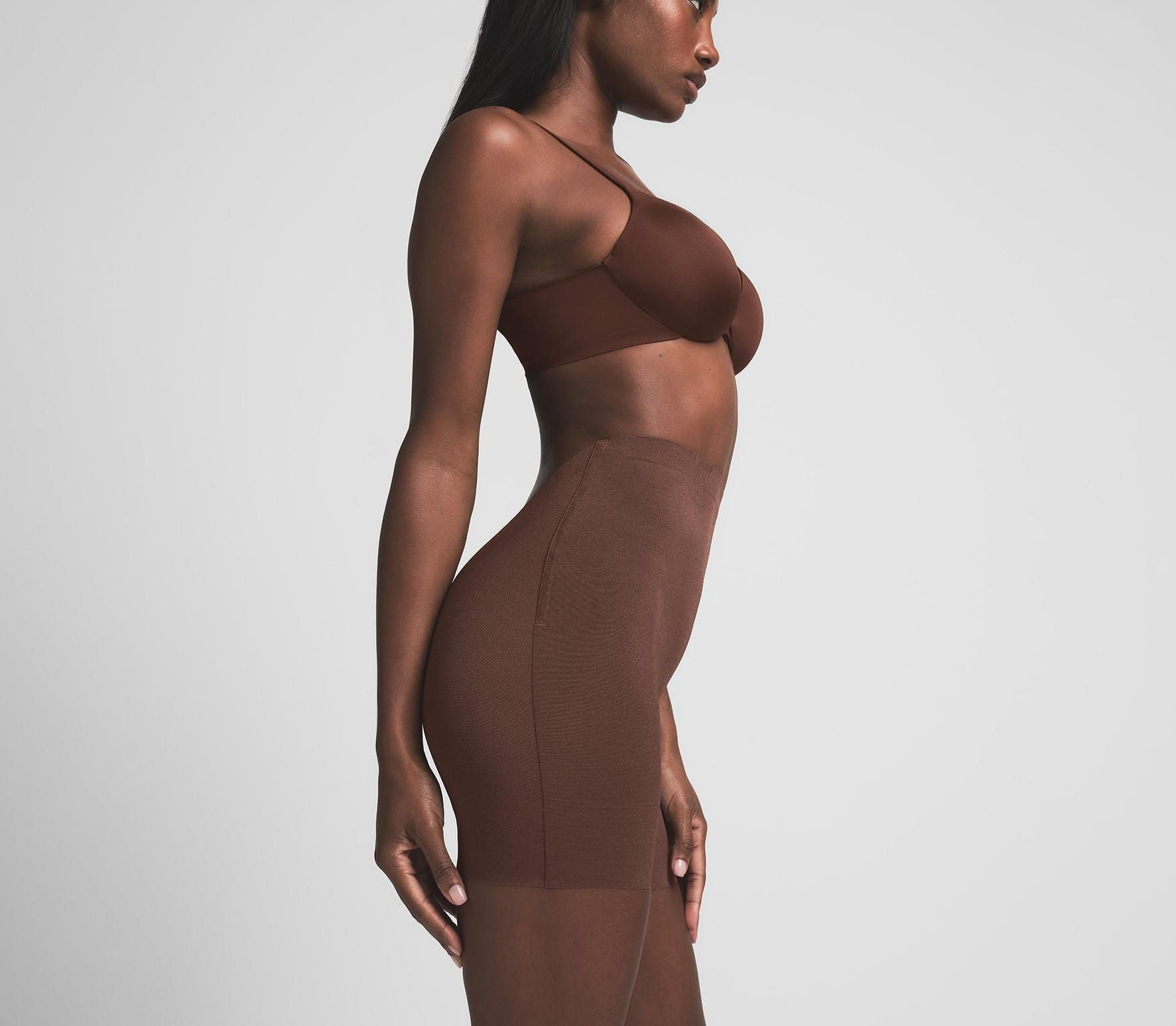 Skims Sheer Sculpt Low Back Short Cocoa