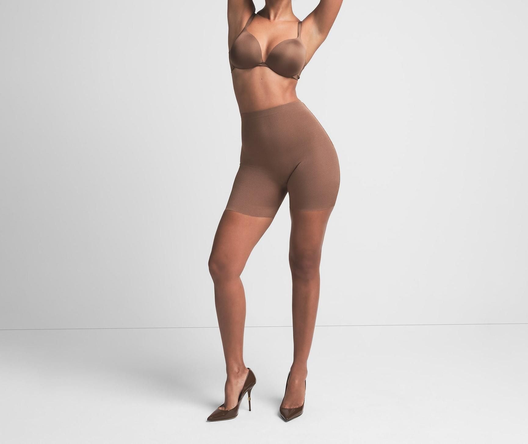 Skims Sheer Sculpt Low Back Short Jasper