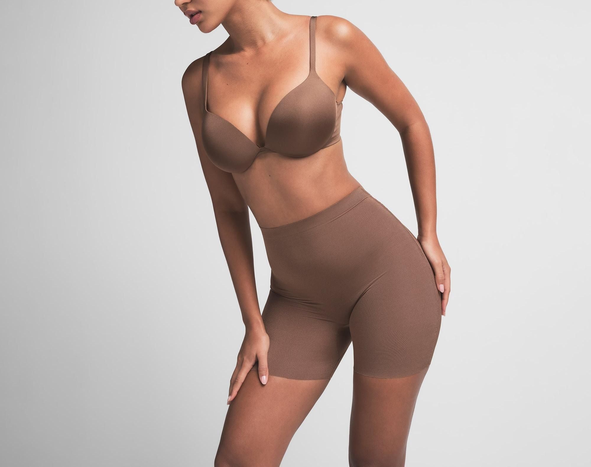 Skims Sheer Sculpt Low Back Short Jasper