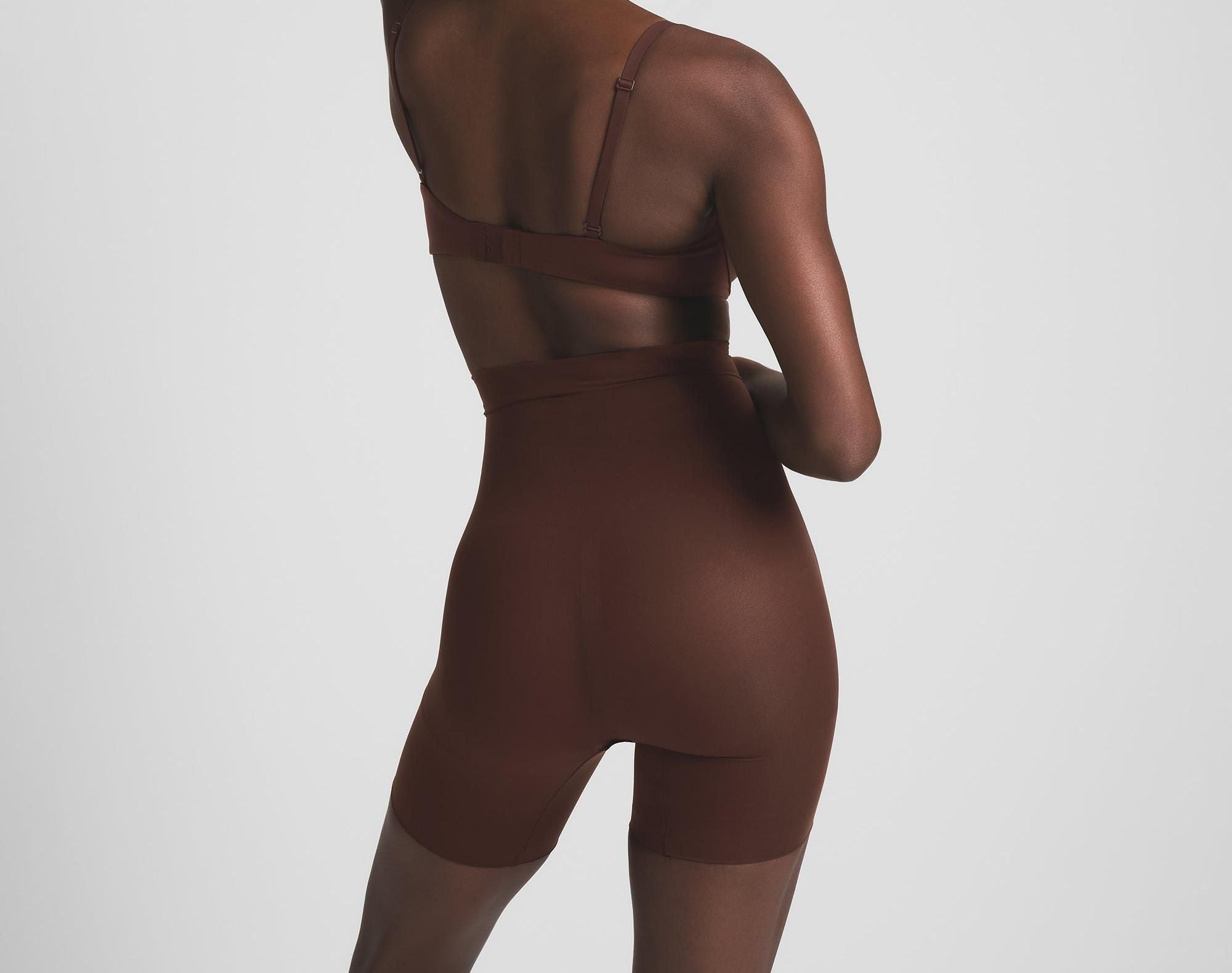 Skims Sheer Seamless High-Waisted Mid Thigh Short Cocoa