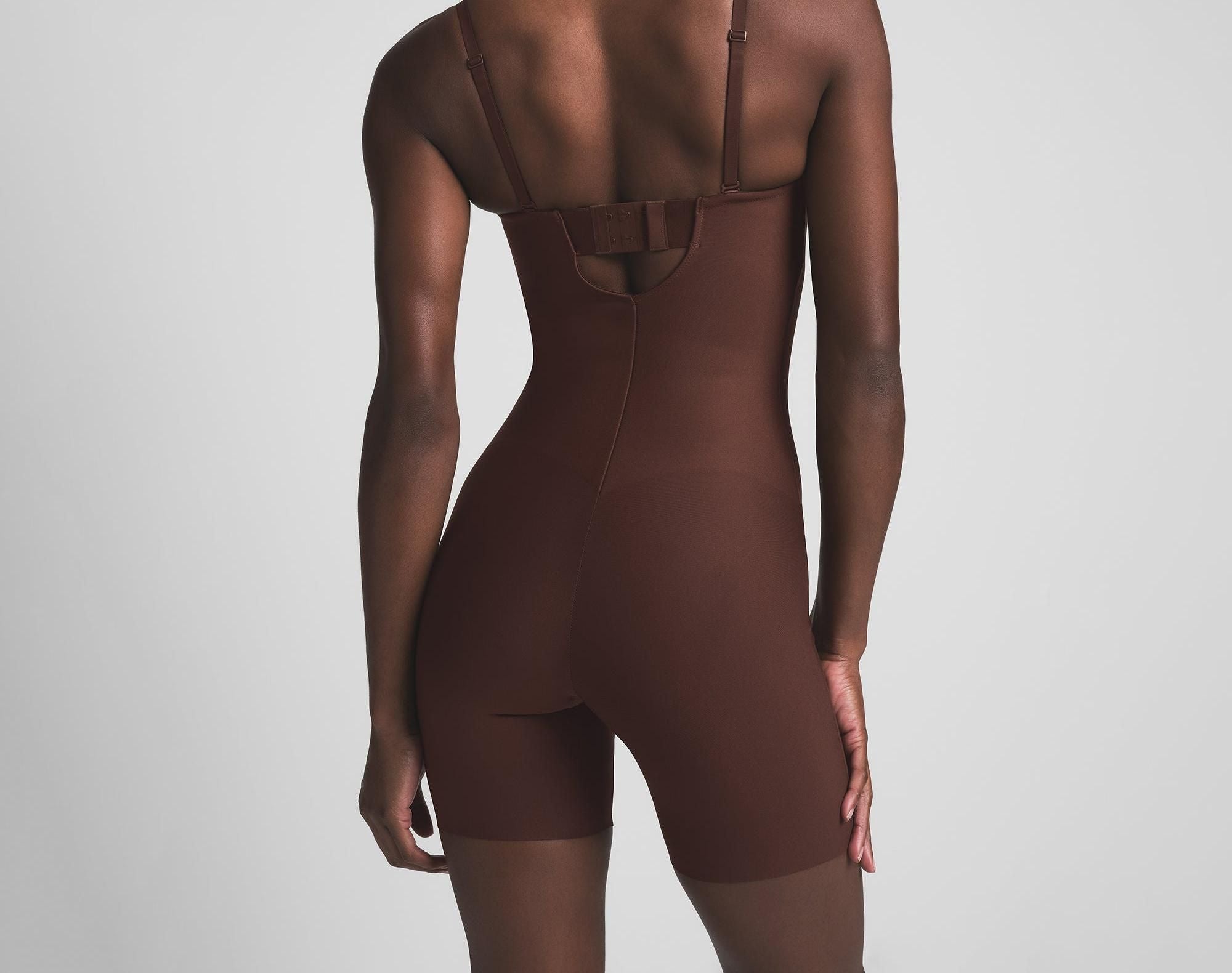 Skims Skims Body Core Sculpt Underwire Mid Thigh Bodysuit Cocoa
