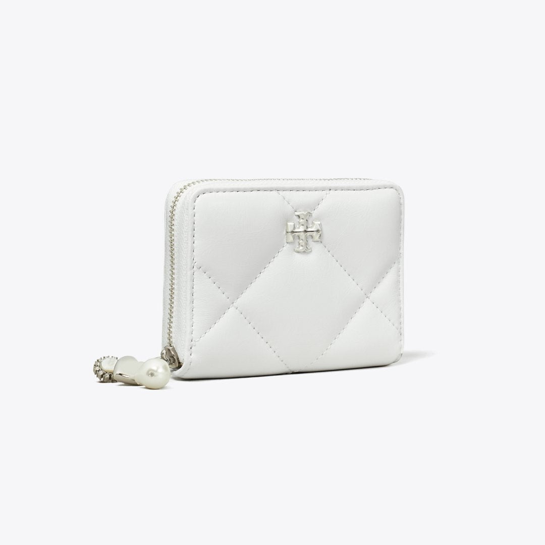 Tory Burch Small Kira Diamond Quilt Distressed Charm Zip-Around Wallet Blanc