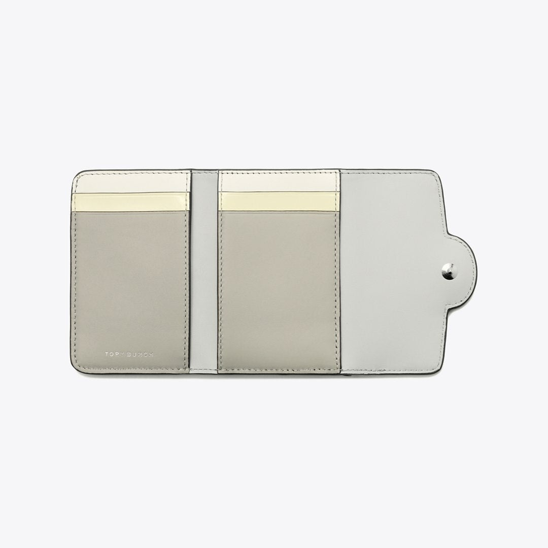 Tory Burch Small Robinson Pebbled Wallet Light Granite