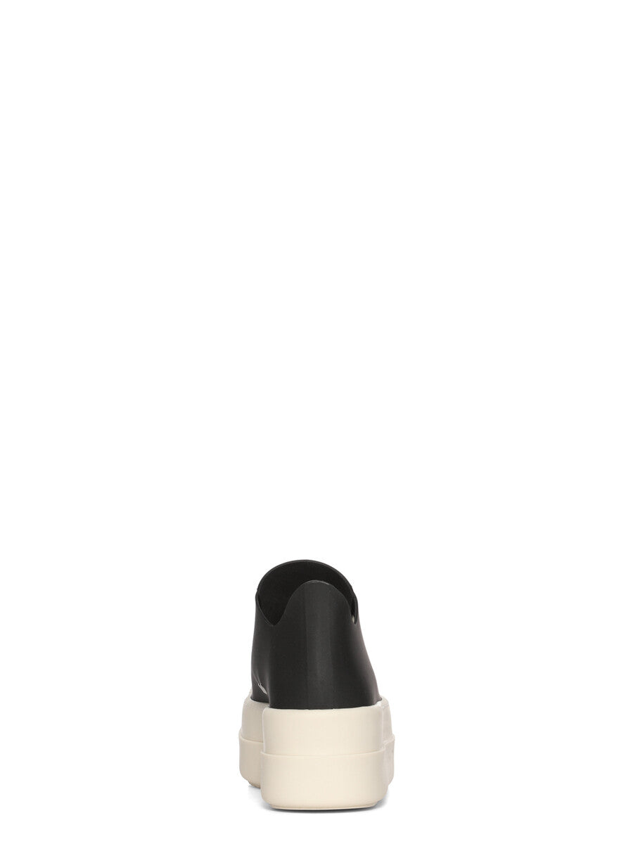 #color_black-milk-milk