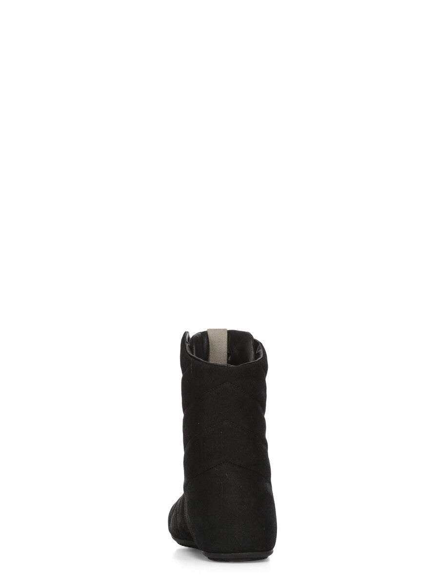 #color_black-black
