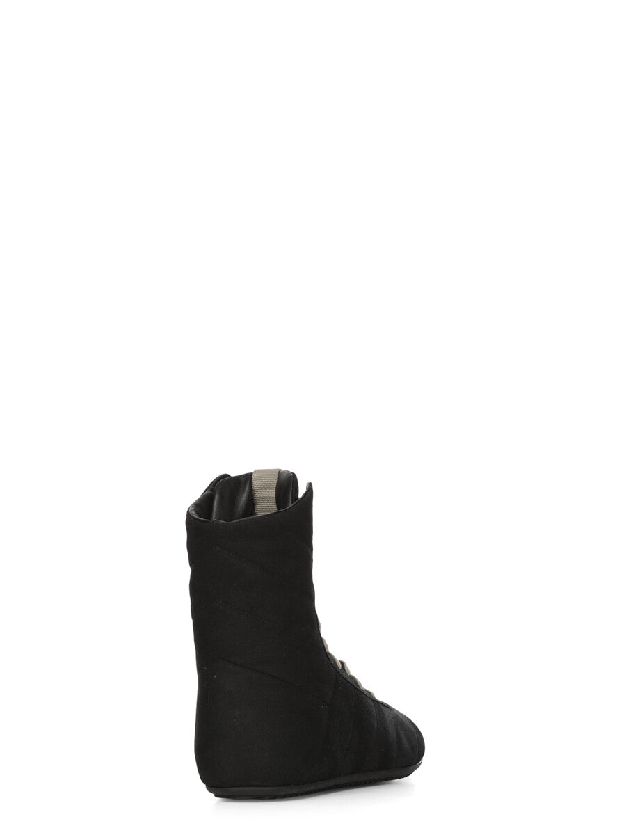 #color_black-black