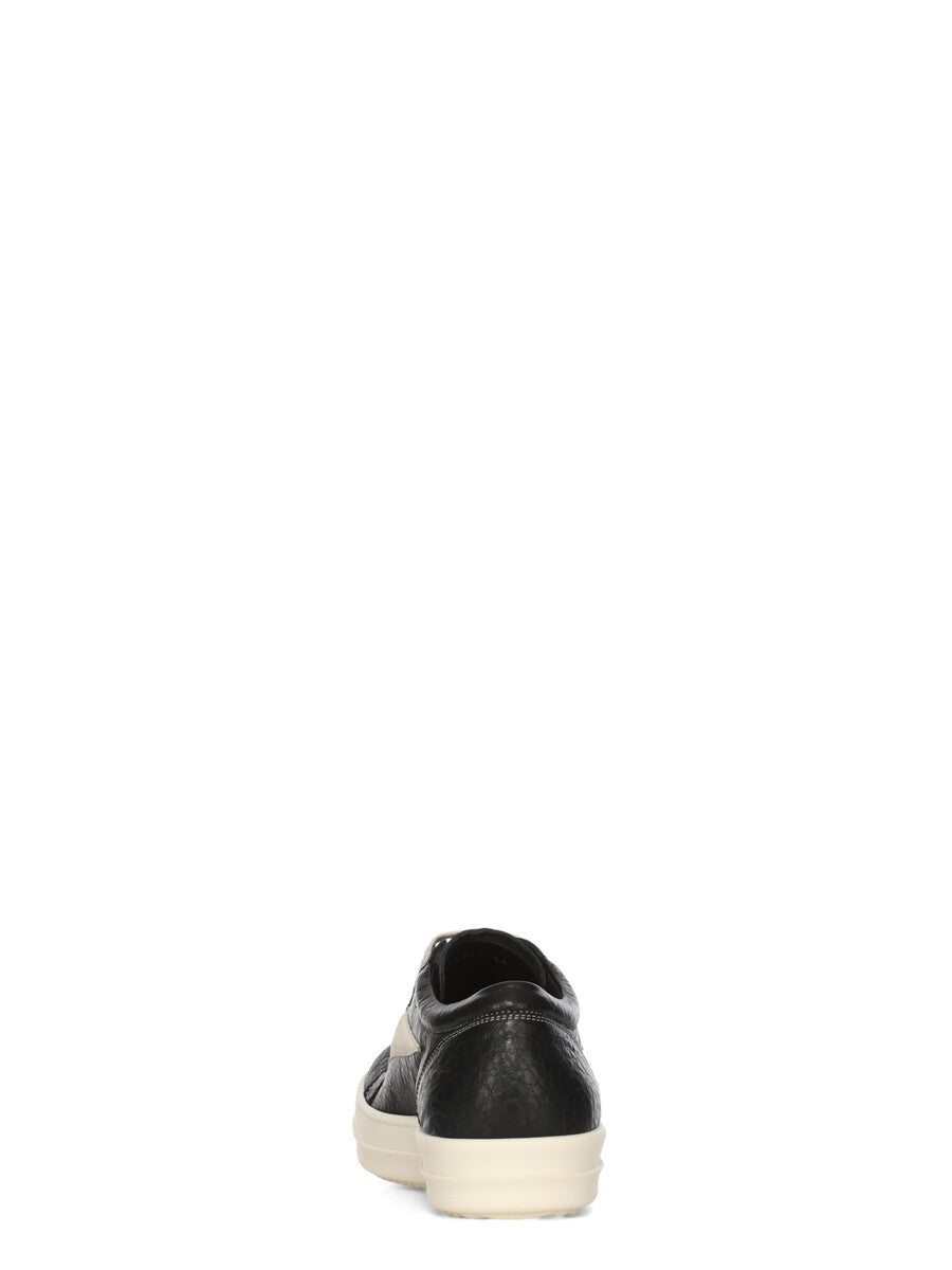 #color_black-milk-milk