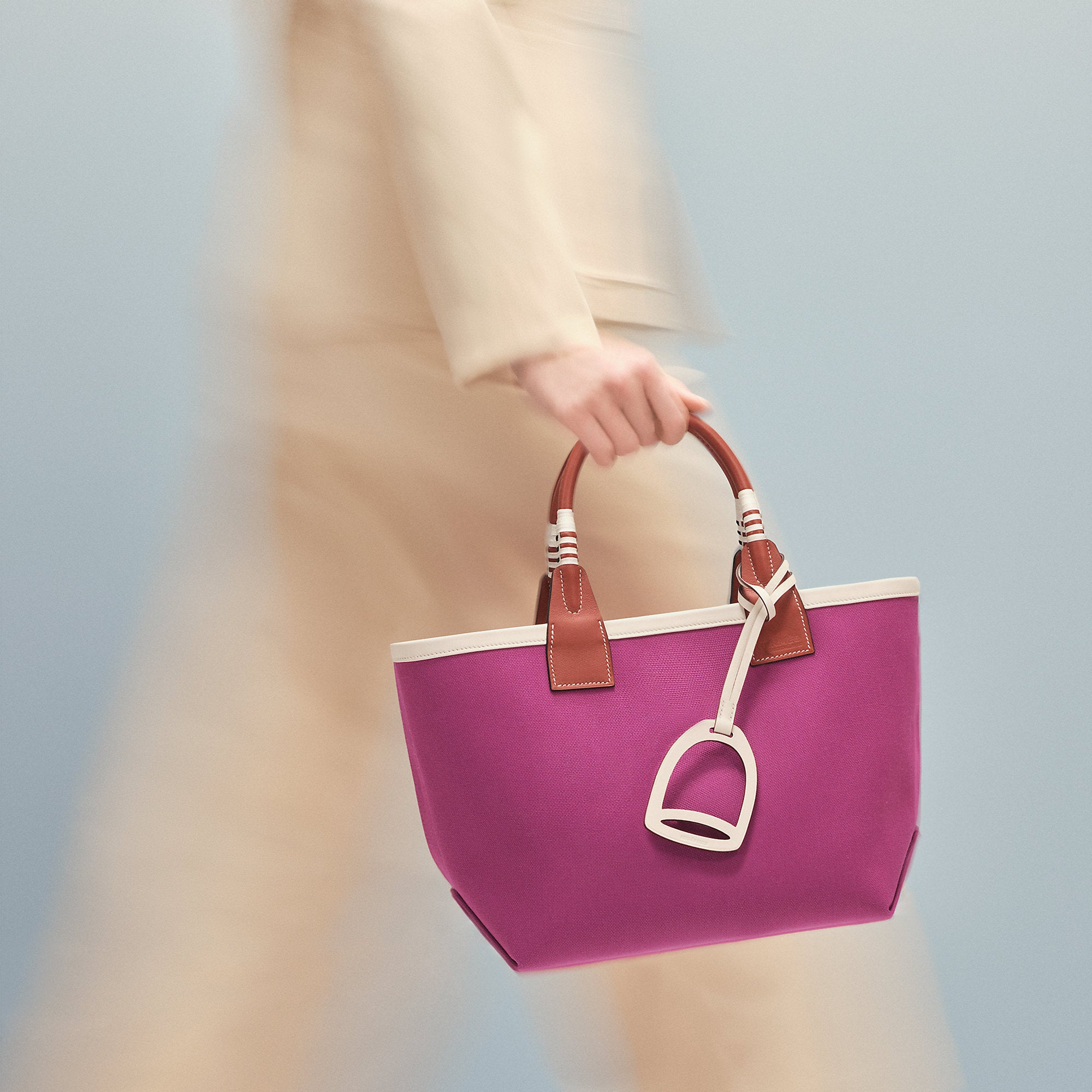 Hermes Steeple 25 Bag Capucine