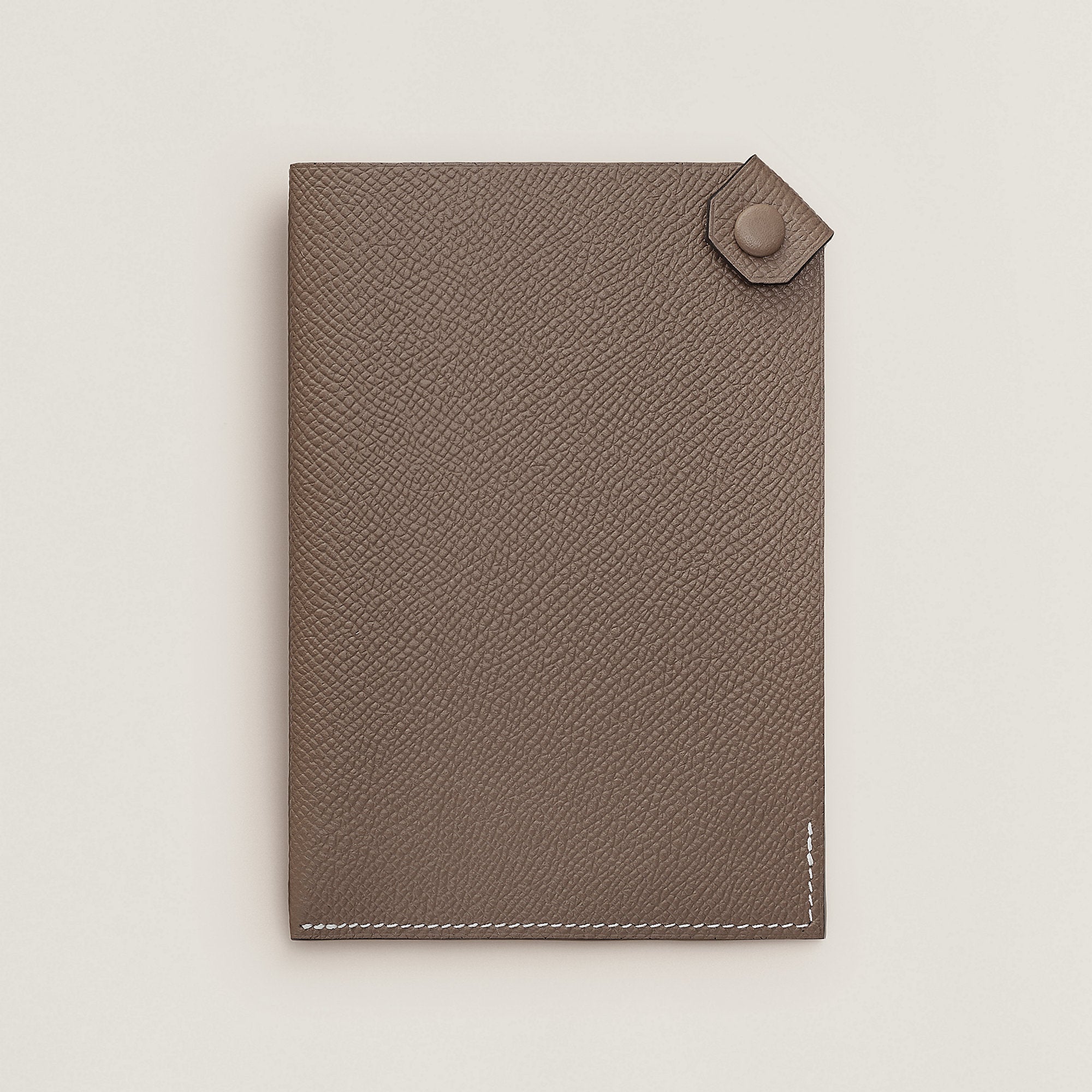 Hermes Tarmac Passport Holder Toupe