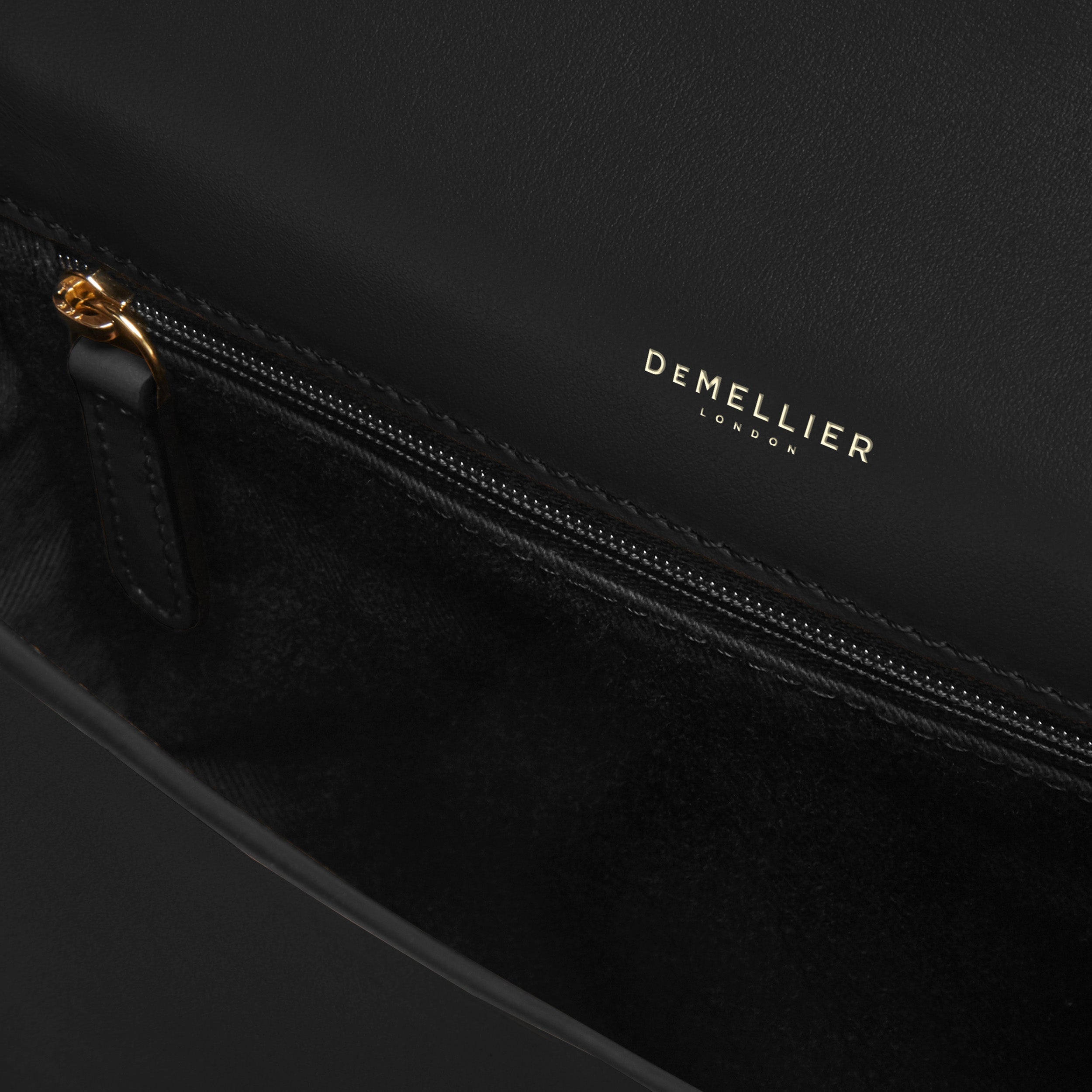 DeMellier The Small Vancouver black smooth