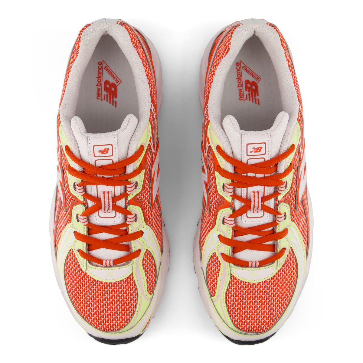 New Balance 740 Red
