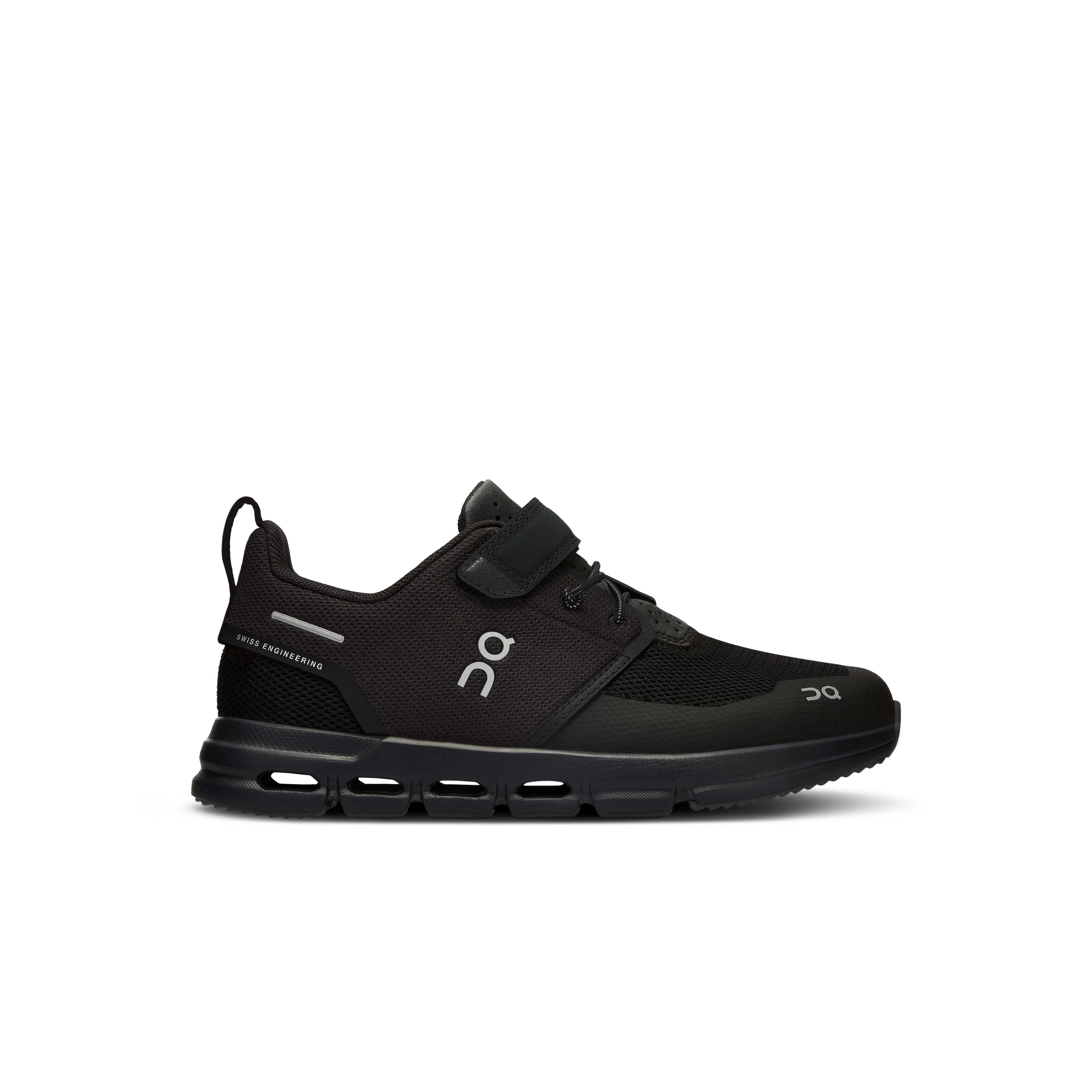 On Cloud Play All Black