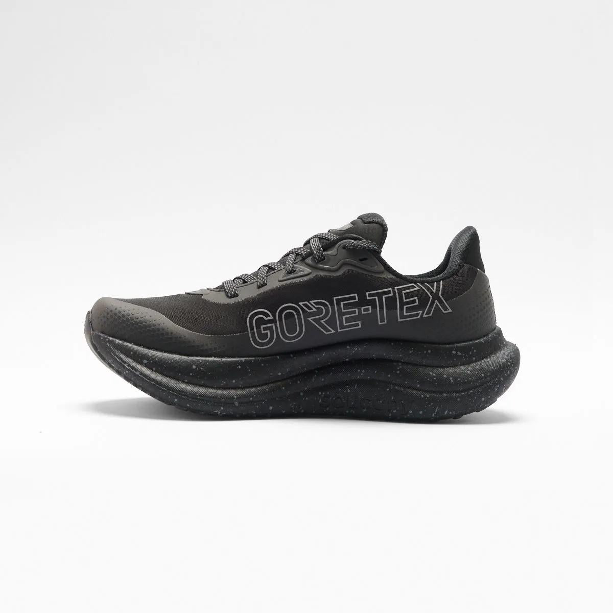 Saucony Women's Triumph 23 GTX Triple Black