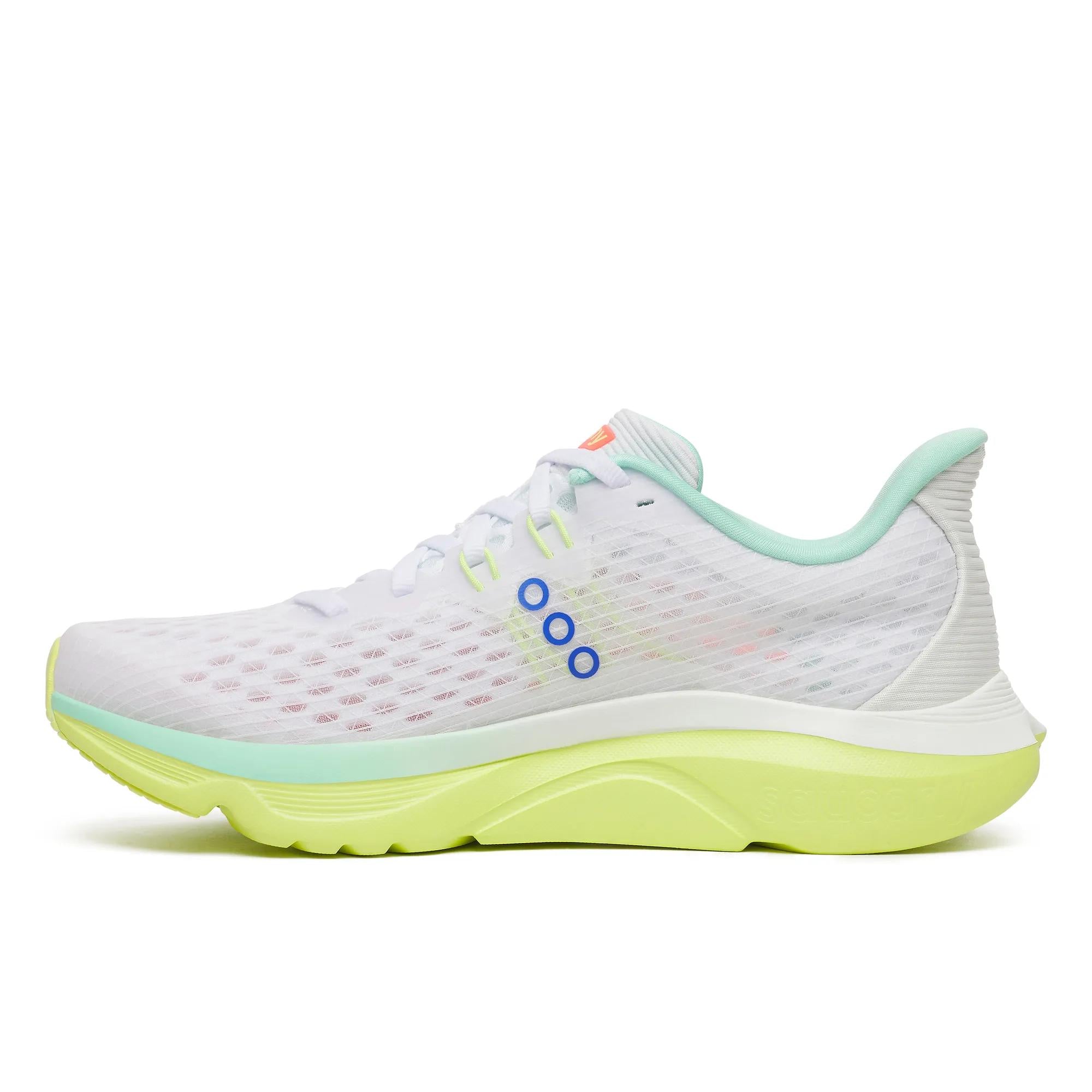 Saucony Women's Kinvara 16 White | Tart