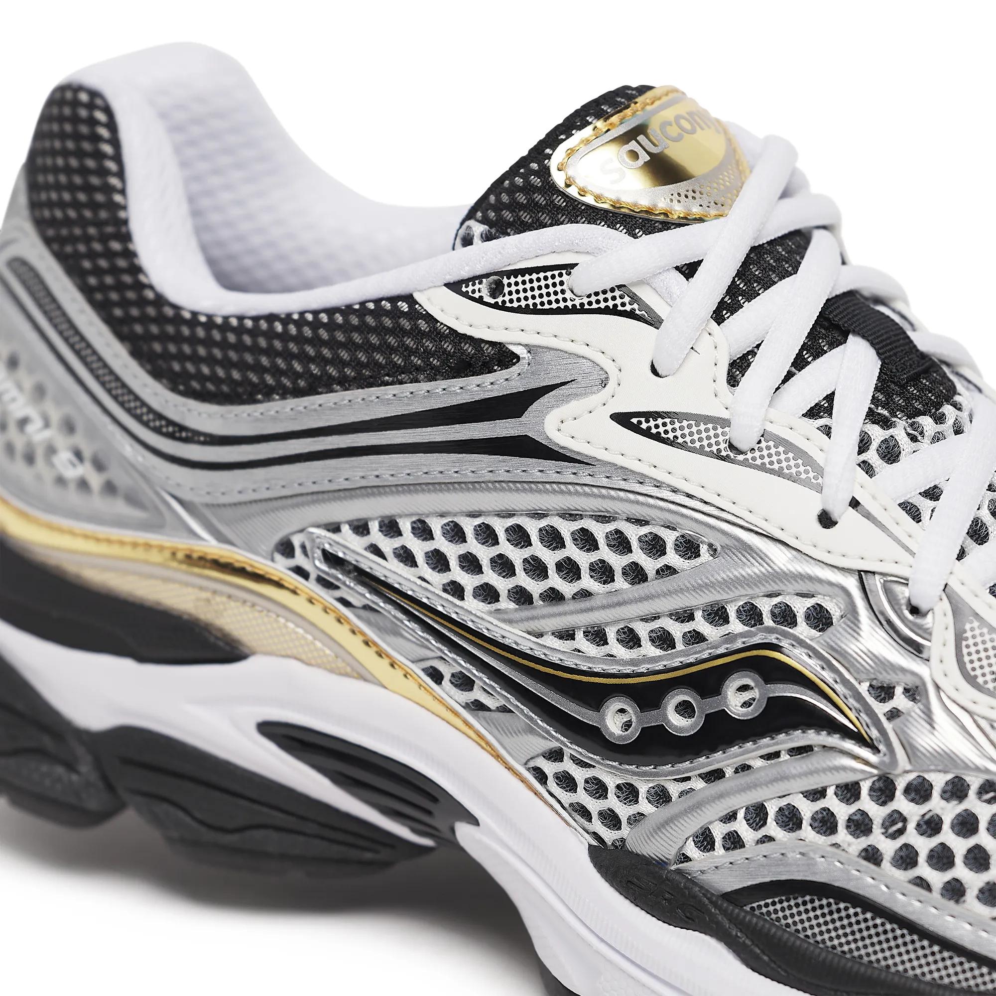 Saucony ProGrid Omni 9 Silver | Gold