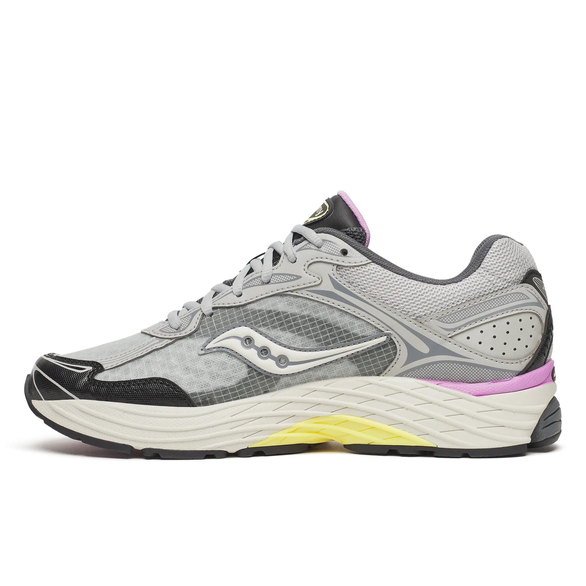 Saucony ProGrid Omni 9 Distract Harbor | Black