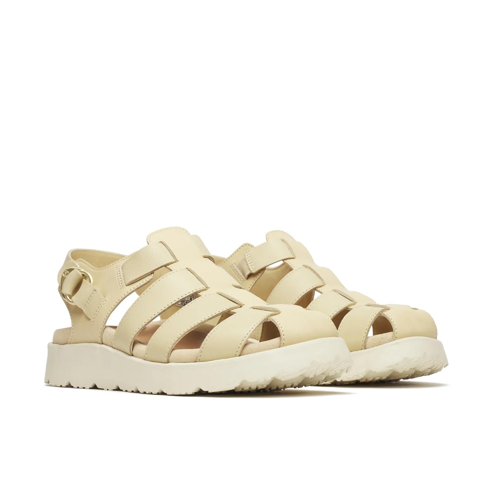 Merrell Women's Fleur Leather Fisherman Almond