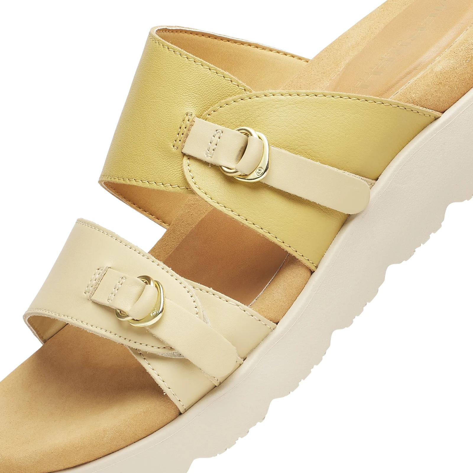 Merrell Women's Fleur Leather Slide Caramel/Almond