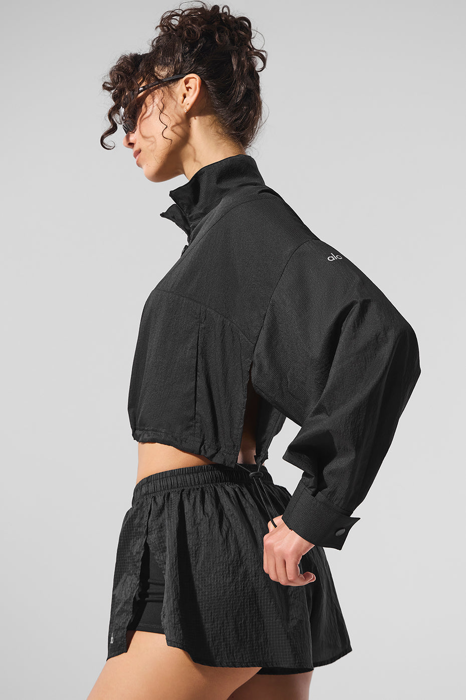 Alo Yoga Women'S Cropped 1/4 Zip Aerial Pullover