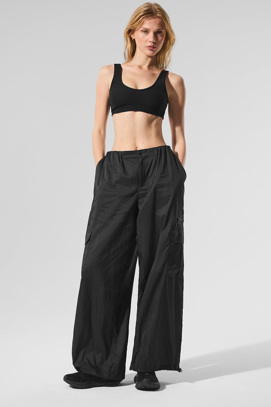 Alo Yoga Women'S Sheer Game Time Wide Leg Jogger