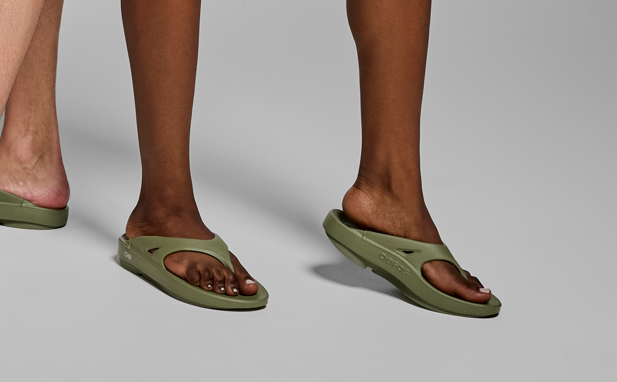 Oofos Women's Sandal Foliage