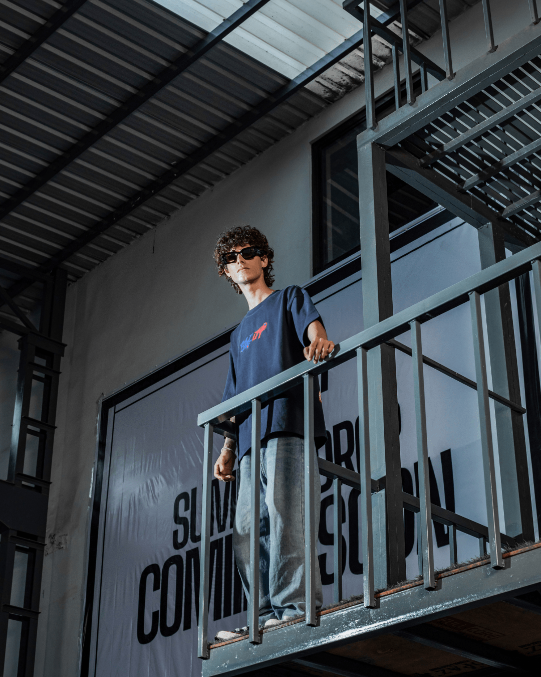 WEBBED UP NAVY BLUE TEE