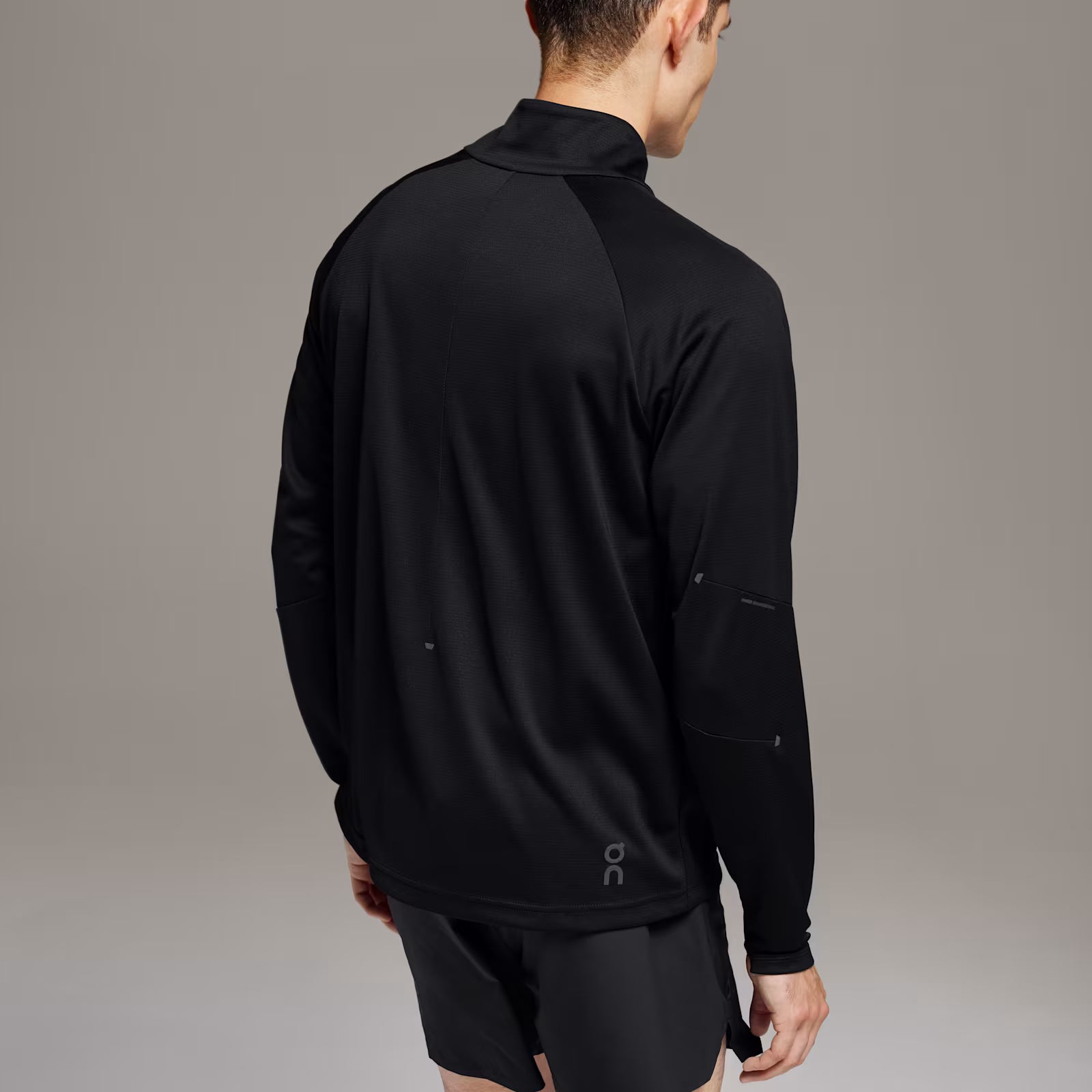 On Climate Shirt Black
