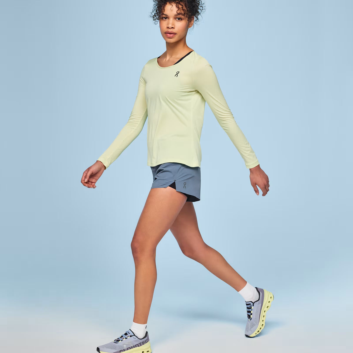 On Running Shorts Stellar | Black (Women'S)