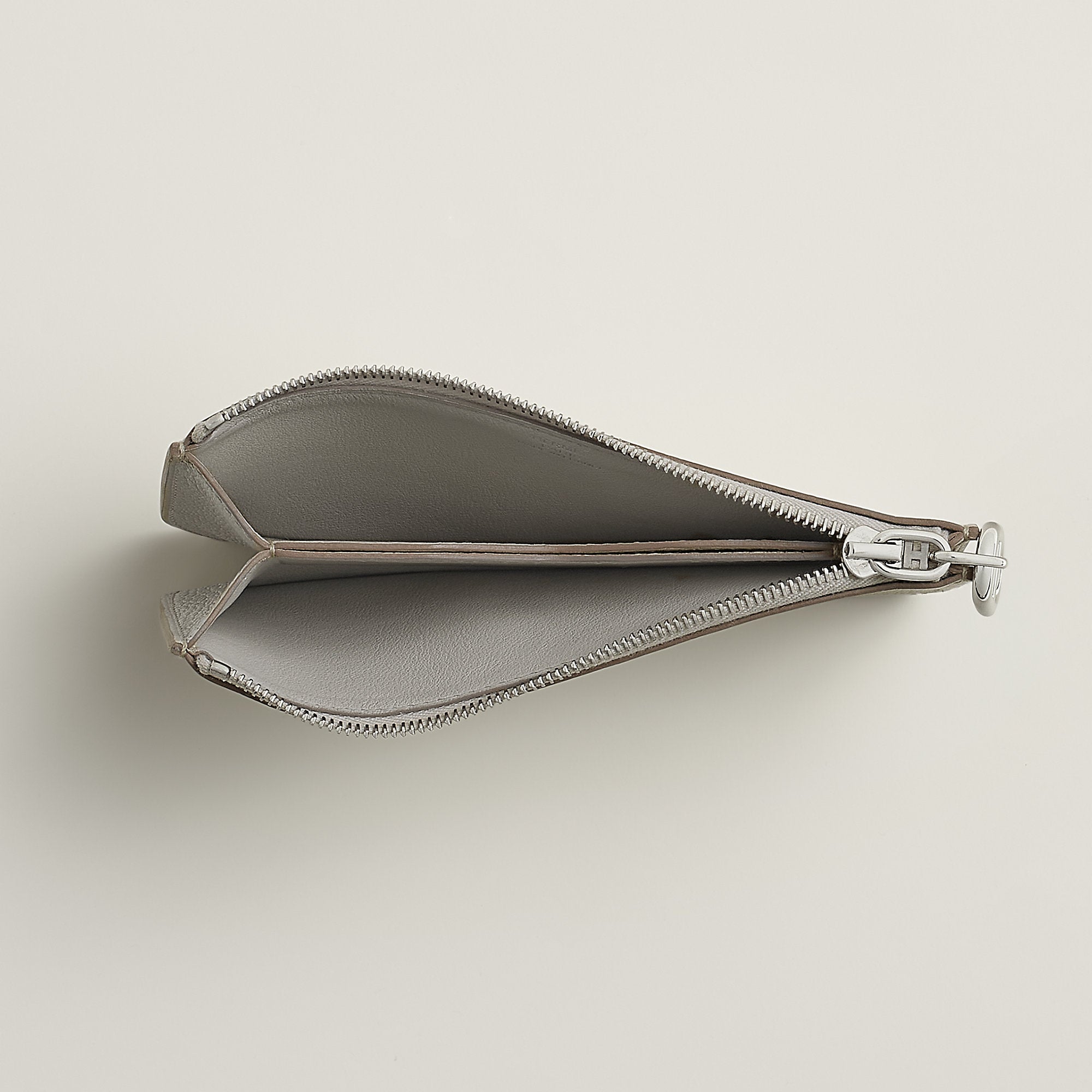 Hermes Zipengo Chaine D'Ancre Card Holder Bton